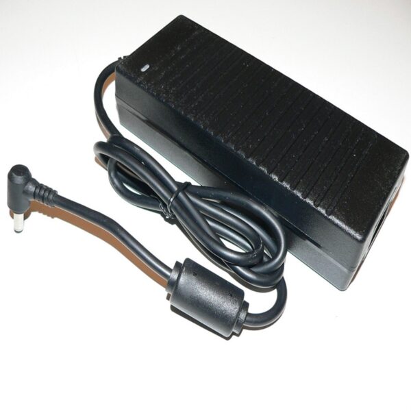 LED Netzteil 24V 6A Treiber 150W Trafo Konstantspannung
